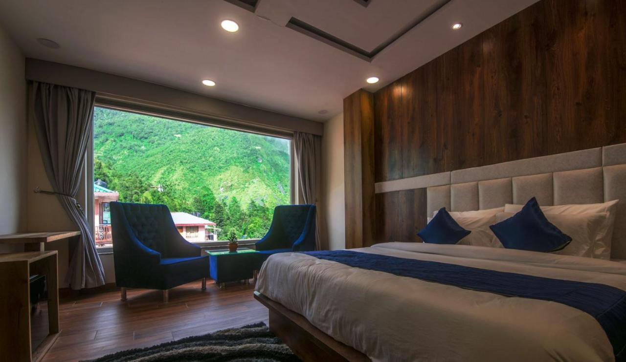 Shivaay Morex- A Vegetarian Hotel Dharamshala Exterior foto
