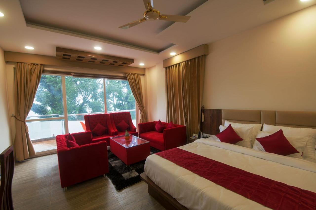 Shivaay Morex- A Vegetarian Hotel Dharamshala Exterior foto