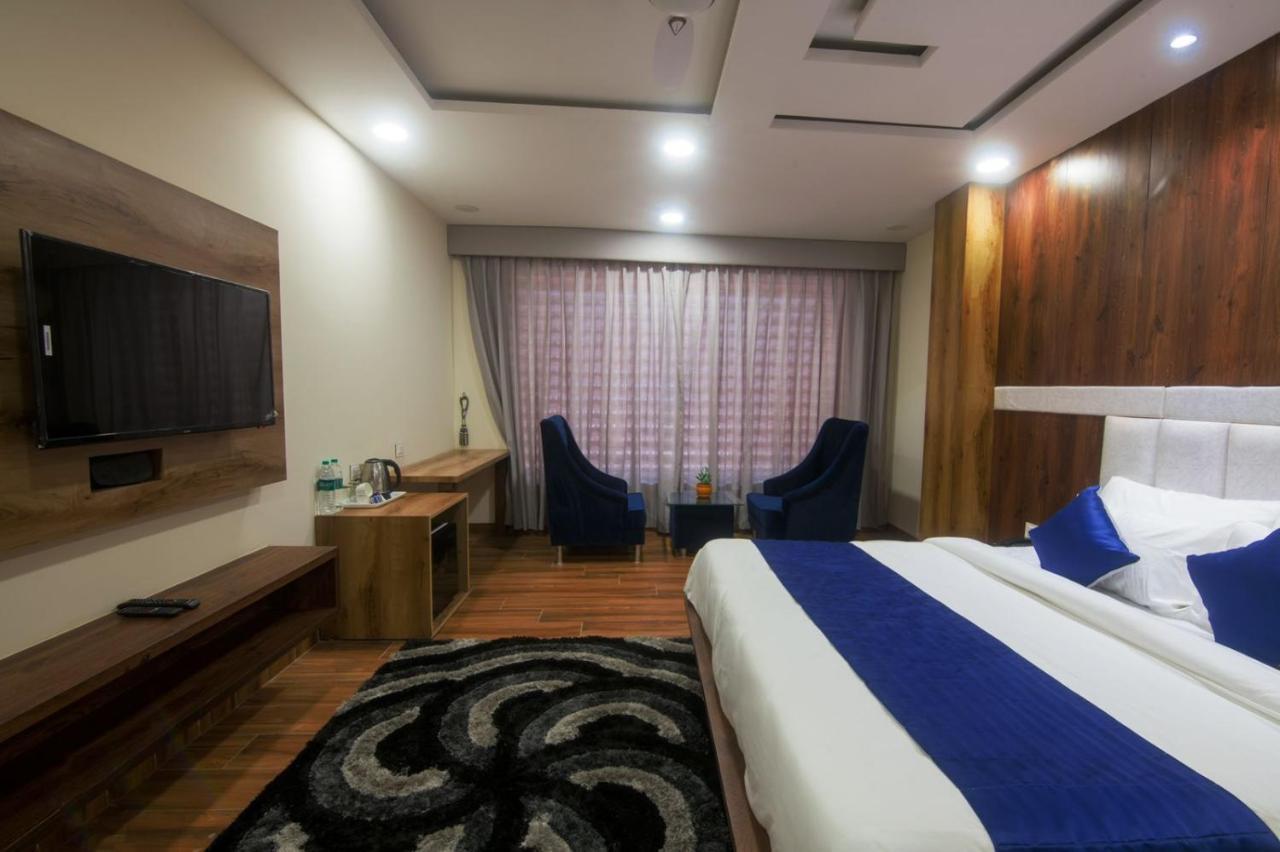 Shivaay Morex- A Vegetarian Hotel Dharamshala Exterior foto